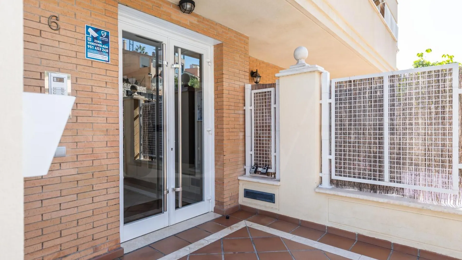 Seaside Stay With Large Terrace, Pool & Parking Rems Benalmadena 0*,  Spain