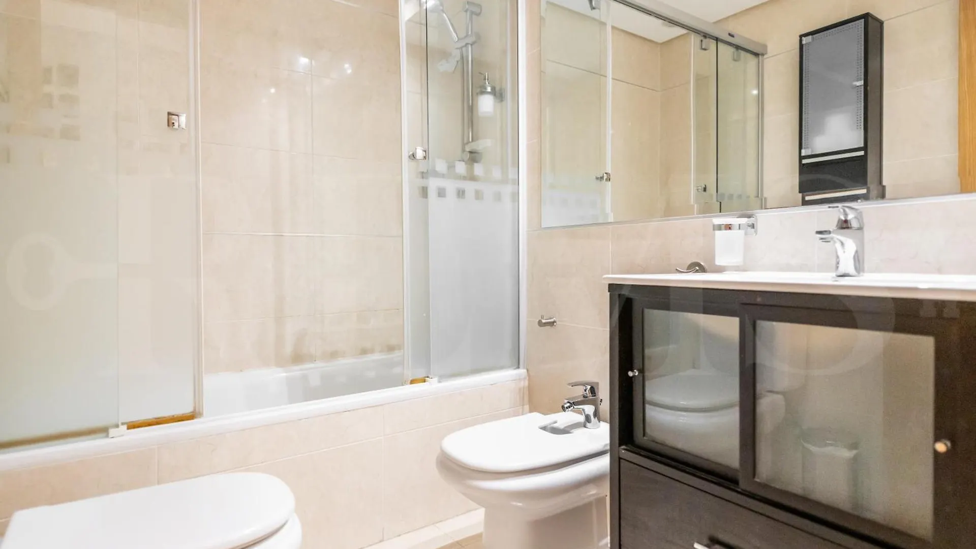 Seaside Stay With Large Terrace, Pool & Parking Rems Benalmadena Apartment
