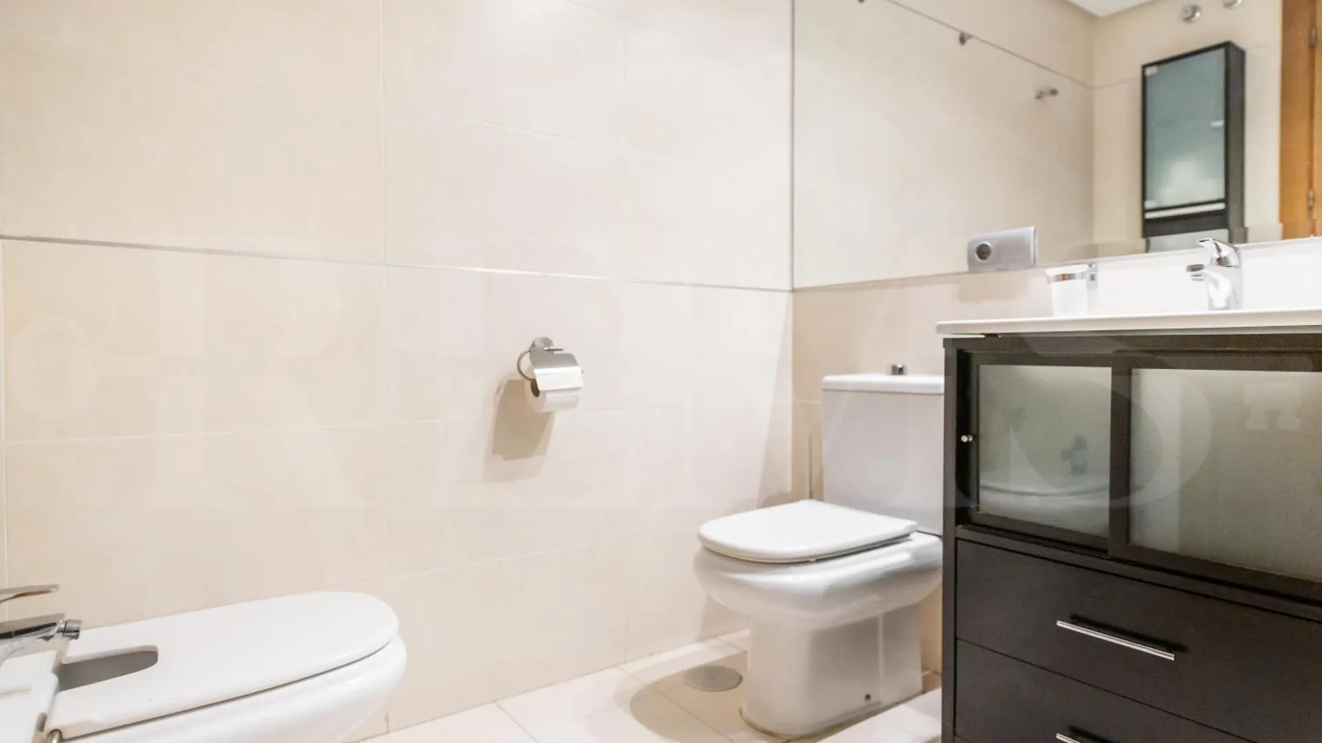 Apartment Seaside Stay With Large Terrace, Pool & Parking Rems Benalmadena Spain