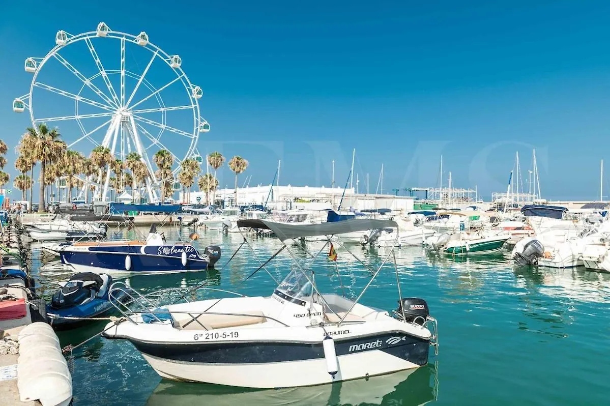 Seaside Stay With Large Terrace, Pool & Parking Rems Benalmadena